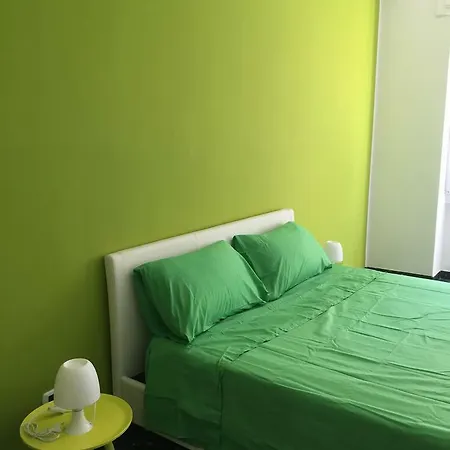 Oda ve Kahvaltı Elle