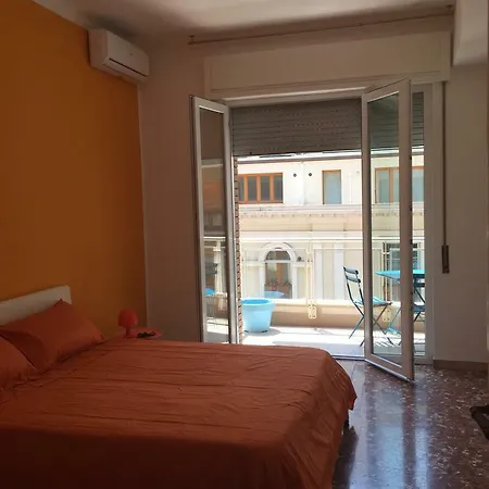 Elle Oda ve Kahvaltı Taranto