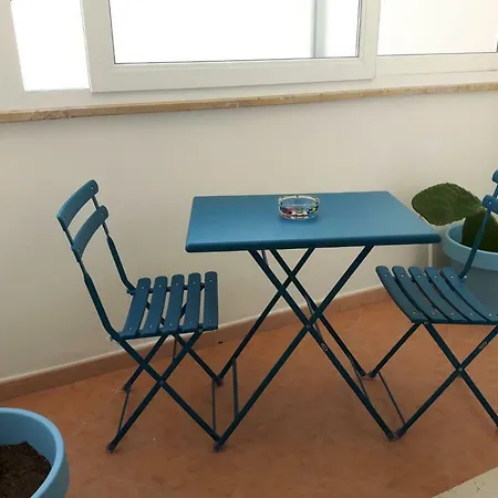 Elle Oda ve Kahvaltı Taranto
